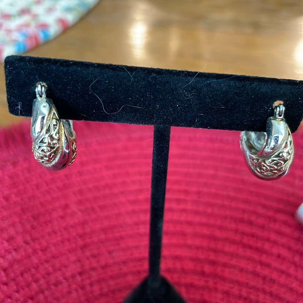 Small artistic hoop earrings!